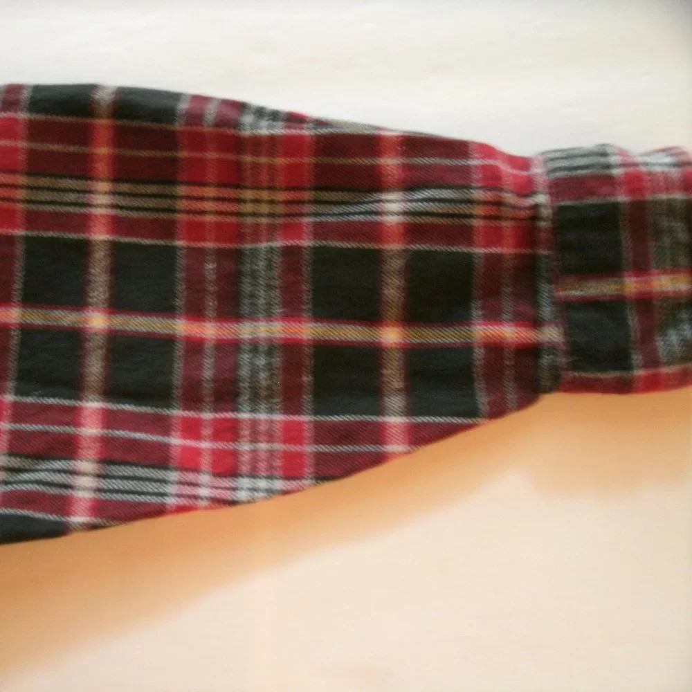 Oshkosh Boys Shirt Button Down Red Black Plaid Long Sleeve Size 6